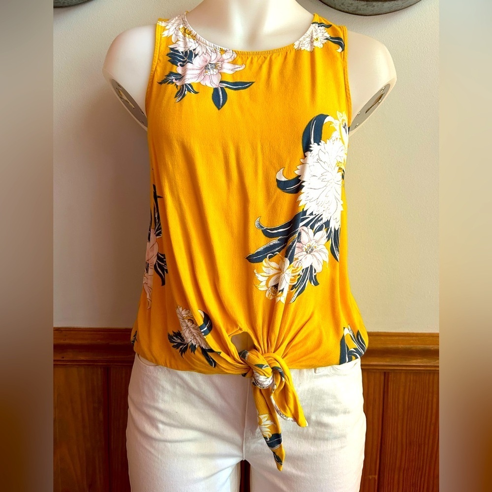 Loft SP sleeveless blouse, small petite yellow,, blue, white floral top, festive